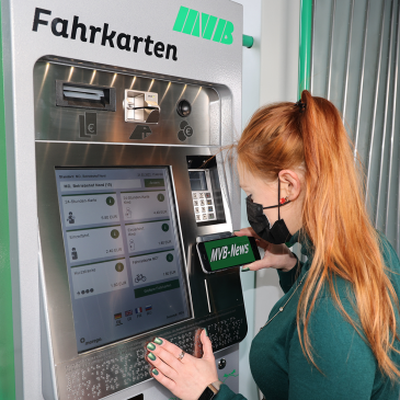 Neuer MVB-Fahrkartenautomat